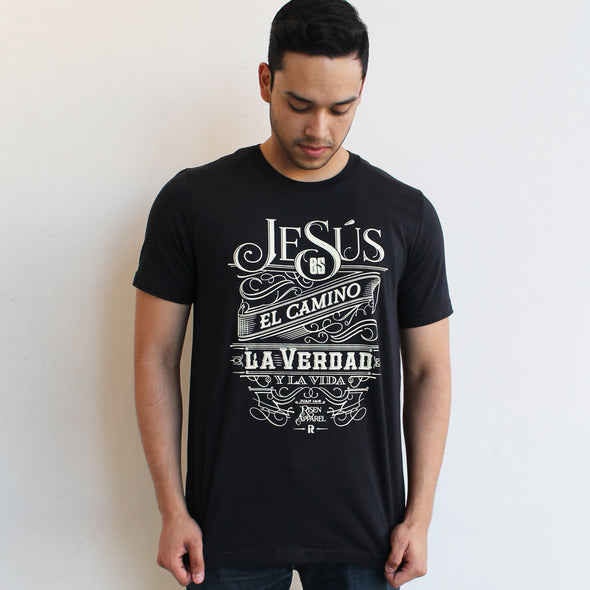 Jesus es el camino la verdad  t-shirt