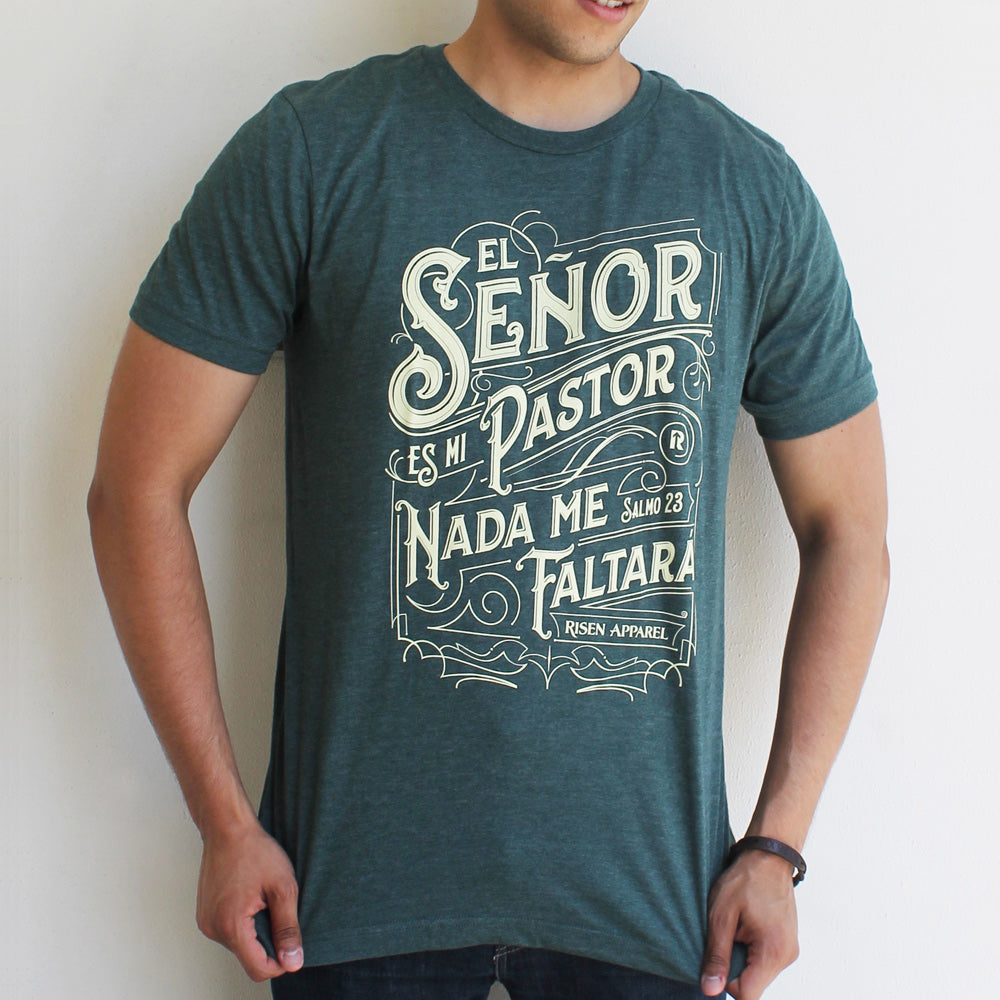 T-Shirt reads: El Señor es my pastor nada me faltara. Salmo 23 –
